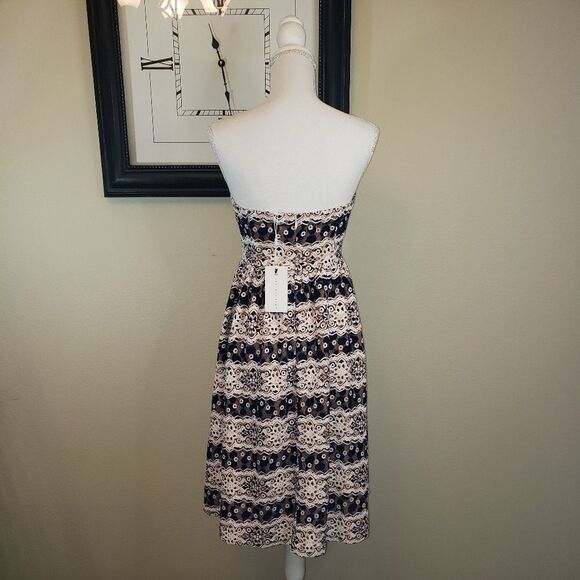 Endless Rose Strapless Lace Dress - Picture 7 of 7